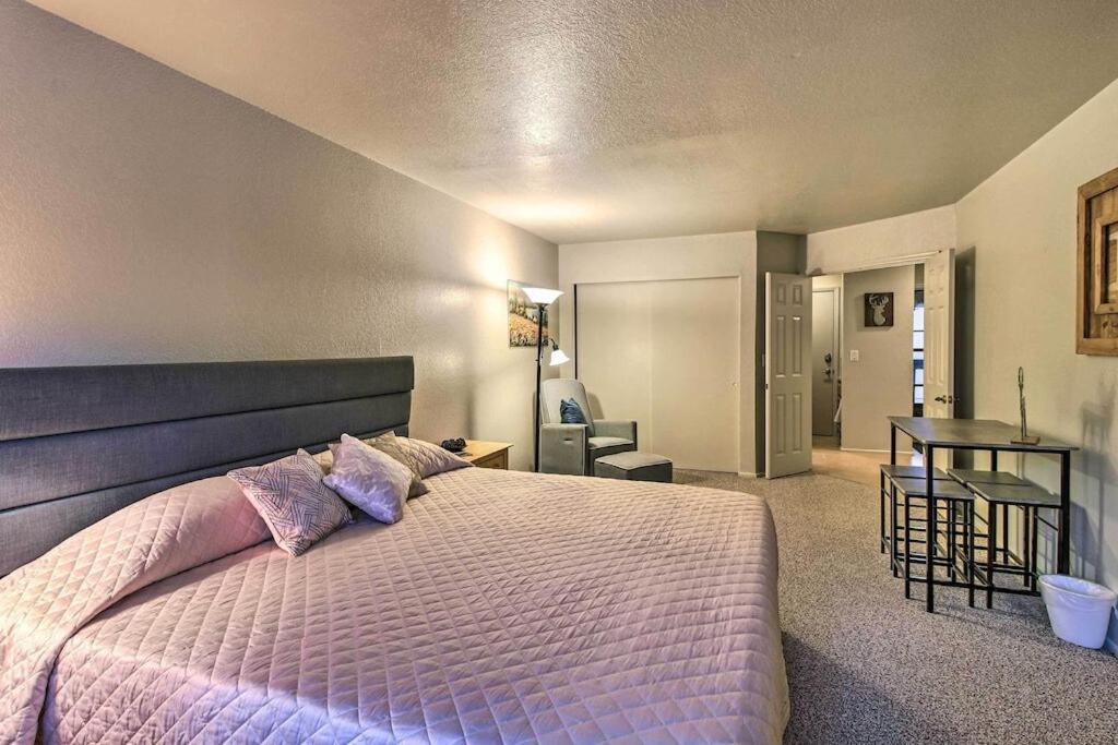 Apartment In Pinetop Community W- Gas Grill! Indian Pine ภายนอก รูปภาพ
