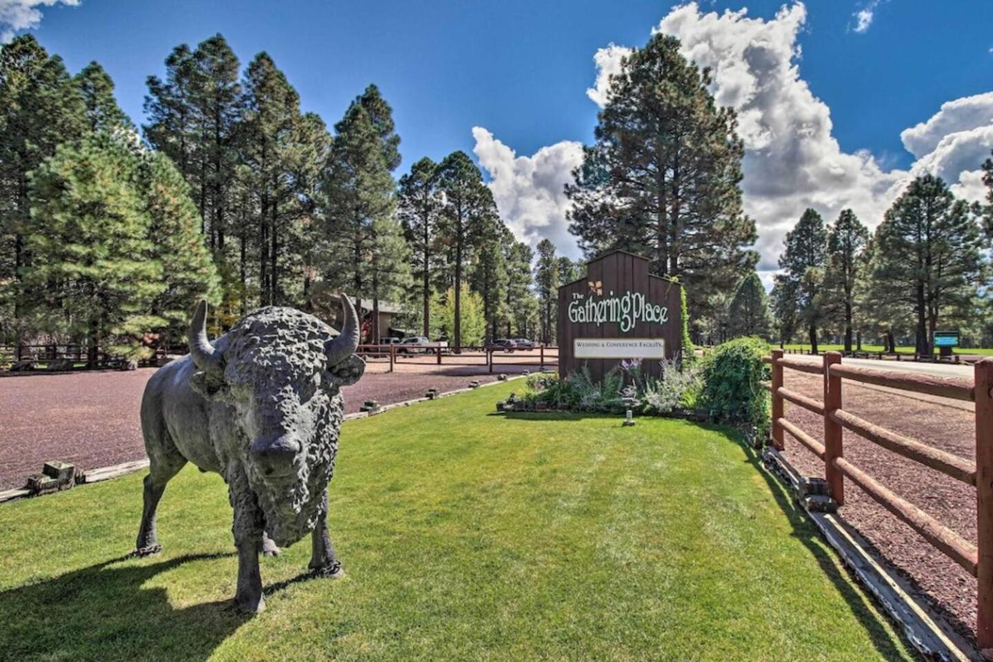 Apartment In Pinetop Community W- Gas Grill! Indian Pine ภายนอก รูปภาพ